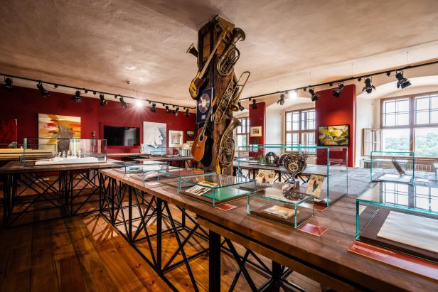Ab 2024 können Sie sich auf eine Dauerausstellung auf der Burg Schlaining freuen 