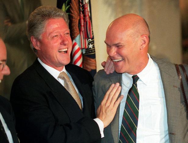 FILES-US-VOTE-ENTERTAINMENT-FILM-CARVILLE Stellt Euch tot: Die US-Demokraten im Trump-Dilemma