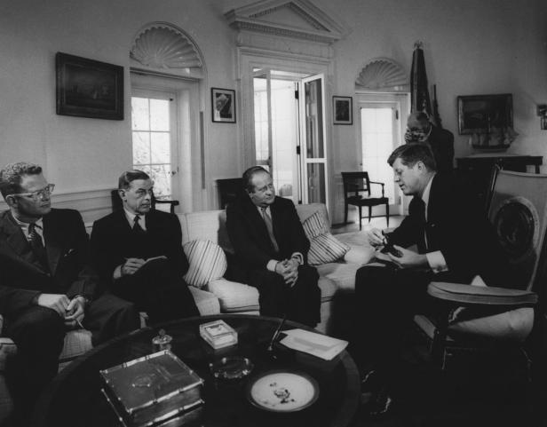 Wilfried Platzer, 2 v.l. neben Kreisky und  US-Präsident JF Kennedy