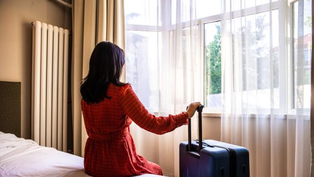 Frau im Hotel Frau im Hotel